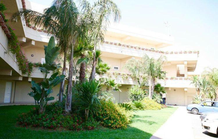 Dame' Apartman Marina di Ragusa Kültér fotó